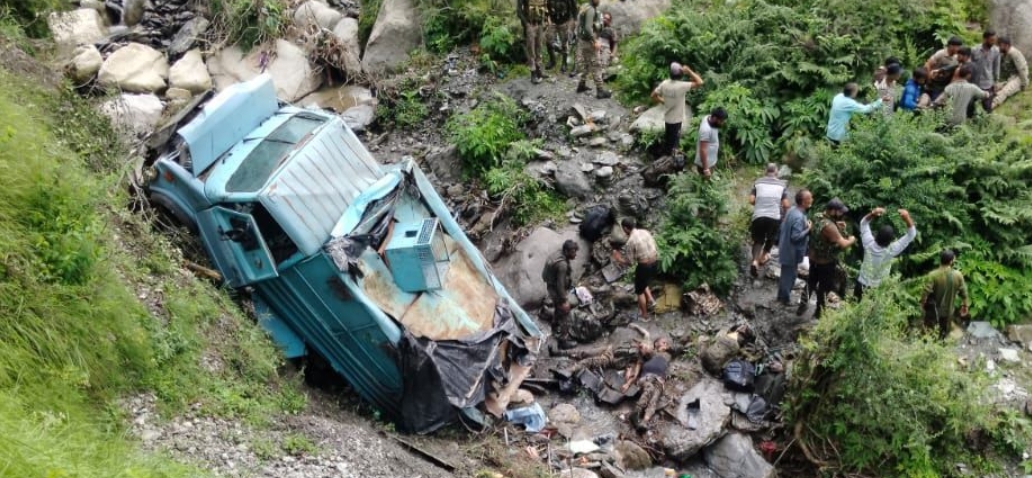 कुछ गाड़ी hq 188 मे है कुछ गाड़ी निकल गया.